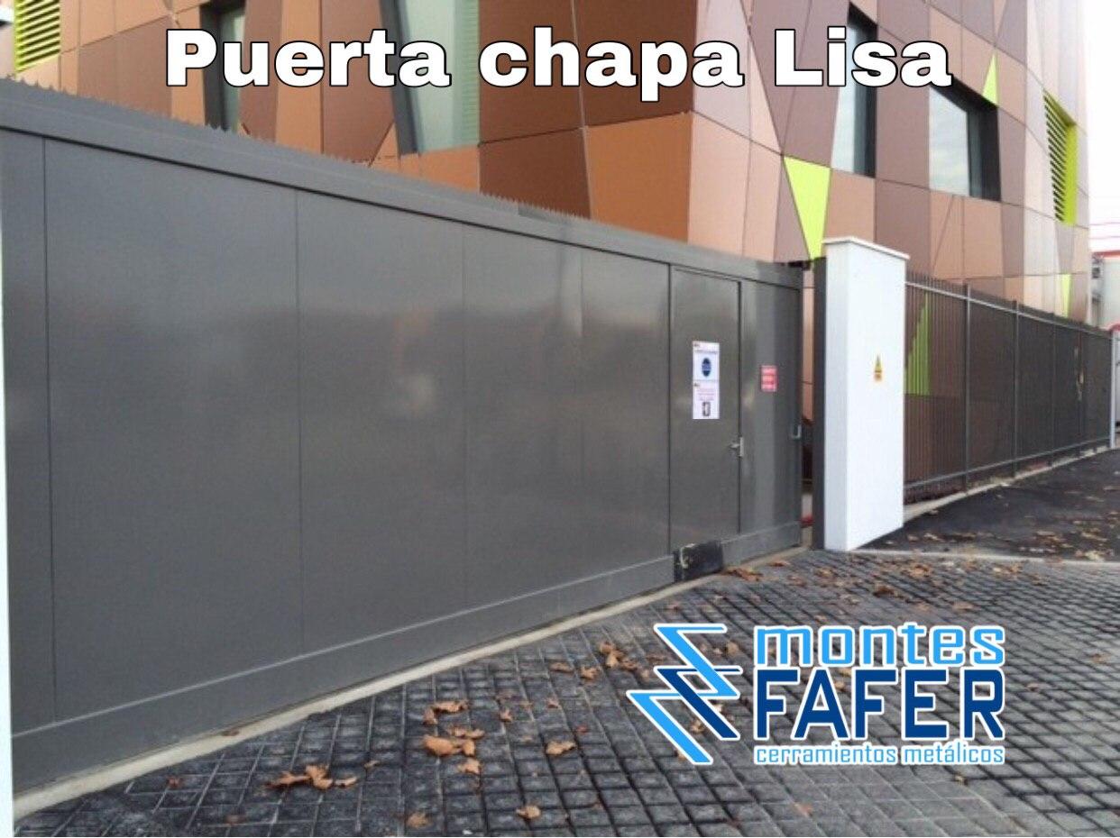 Puerta corredera de chapa lisa